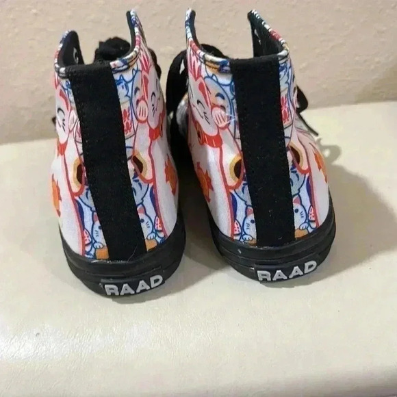 Japanese Gourmet Cat high tops. Size 5 - Picture 5 of 6